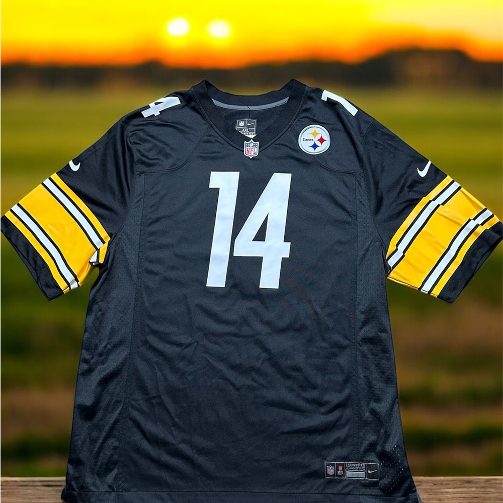 Nike Men's Black and Gold Football Jersey